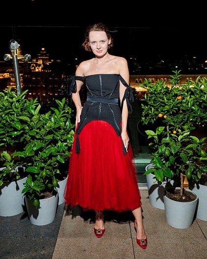 Инна Комбарова