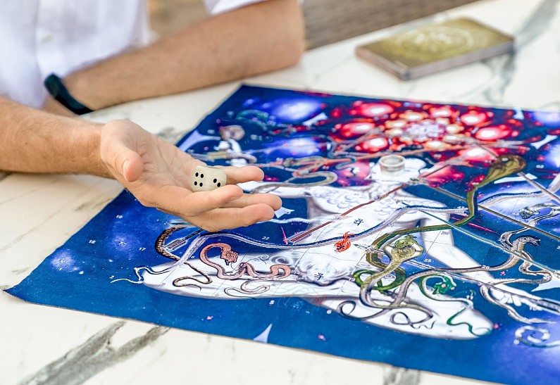 Войти в контакт с самим собой, или почему стоит сыграть в игру «Лила»?