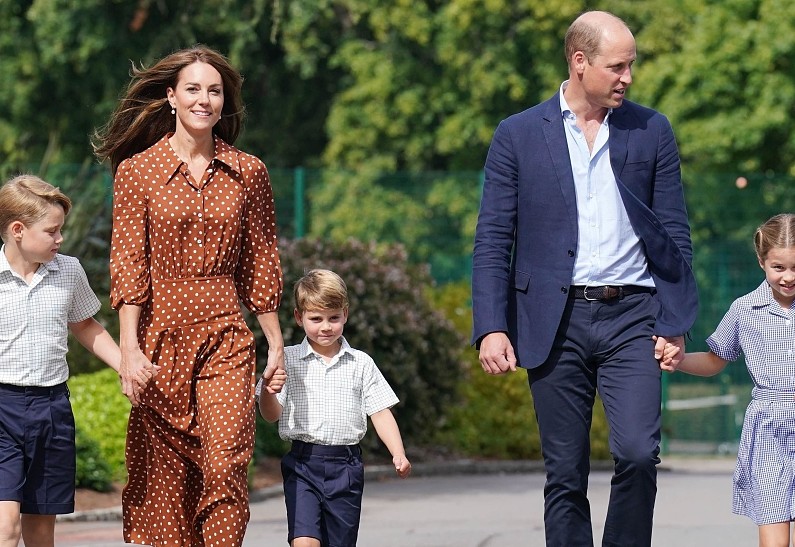 Кейт Миддлтон панически боится, что ее младшие дети повторят судьбу принца Гарри и станут «запасными»