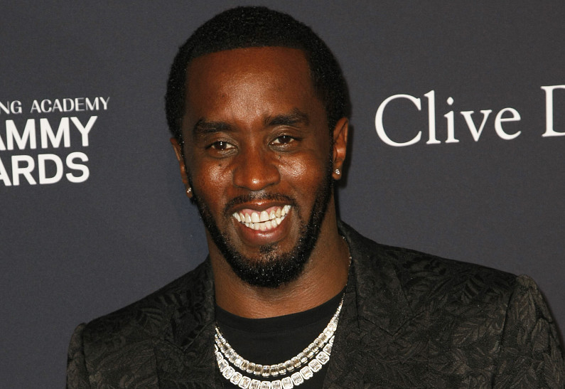 Netflix выпустит документальный сериал про скандальную историю Пи Дидди