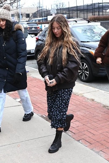 Сидни Суини