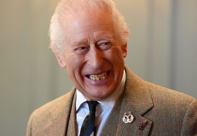 Карл III появился в традиционном килте на публике