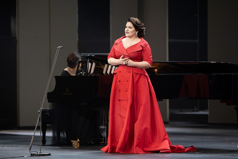 Хибла Герзмава и Екатерина Ганелина, открытие Конкурса вокалистов и концертмейстеров Хиблы Герзмава