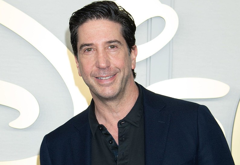 Дэвид Швиммер спровоцировал слухи о романе с молодой студенткой