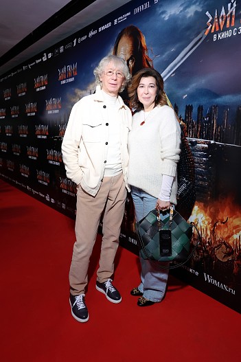 Аркадий Укупник с супругой