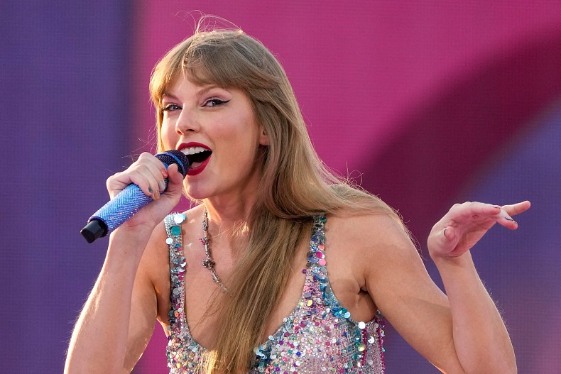 Тейлор Свифт