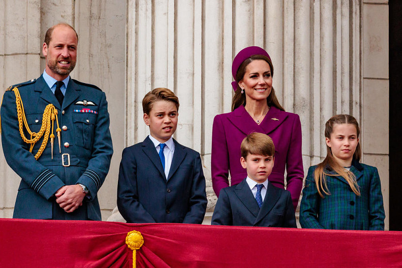 Принц Уильям, принц Джордж, принц Луи, Кейт Миддлтон, принцесса Шарлотта