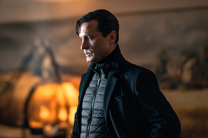 Виктор Добронравов