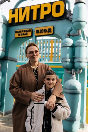 Надежда Ангарская с сыном