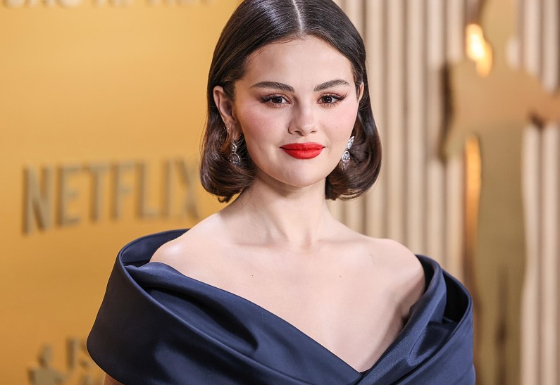 Селена Гомес ответила на публичный выпад Хейли Бибер в ее сторону