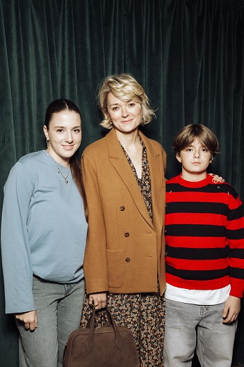 Надежда Михалкова с детьми