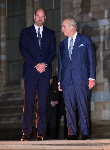 Принц Уильям и Карл III