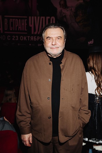 Алексей Учитель