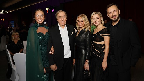 Филипп Киркоров, Яна Рудковская, Игорь Крутой, Стас Михайлов и другие звезды на гала-ужине музыкальной премии «Виктория-2026»