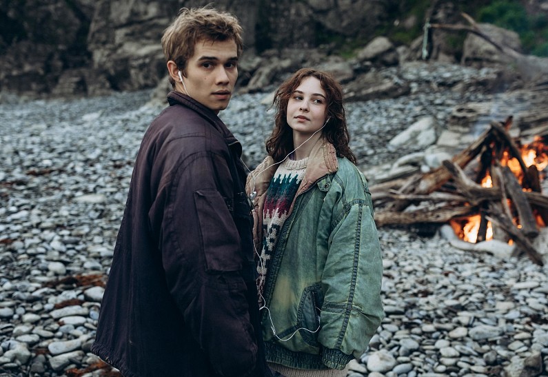 Рузиль Минекаев и Артём Быстров на съемках фильма «Большая земля»