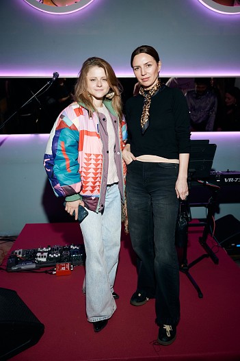 Ксения Суркова, Екатерина Молоховская