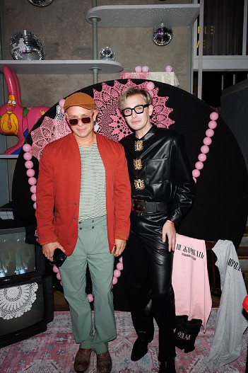 Митя Фомин, Никита Карстен