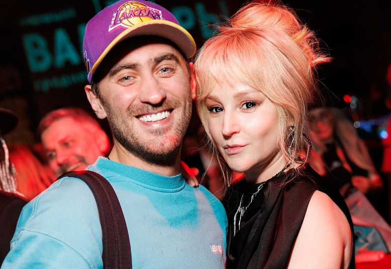 Татьяна Догилева, Егор Дружинин, Ольга Медынич, Дмитрий Чеботарёв и другие на премьере третьего сезона «Вампиров средней полосы»