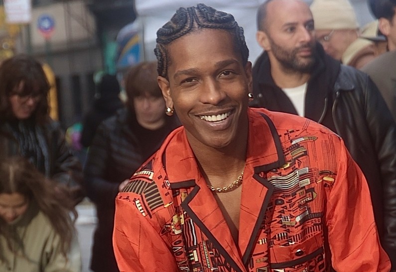 A$AP Rocky, будучи в отношениях с Рианной, сделал предложение другой актрисе
