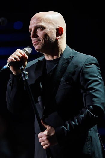 Александр Шоуа