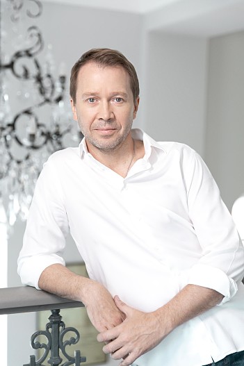 Евгений Миронов