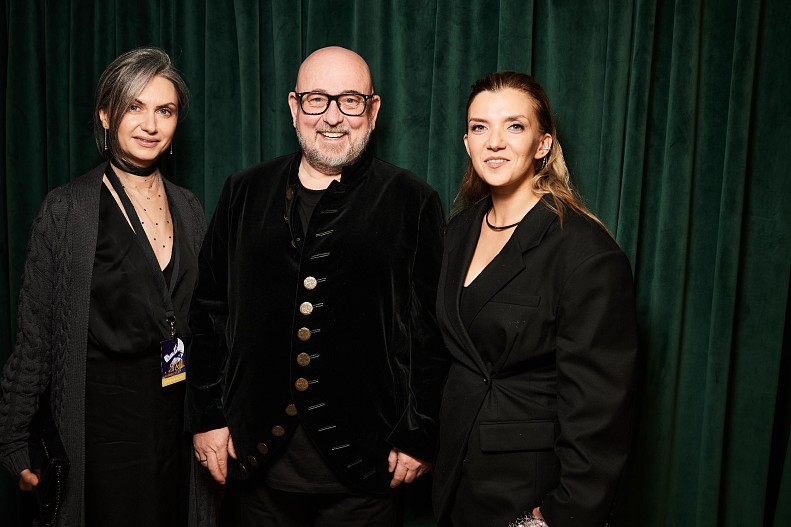 Продюсеры Алла Собецки и Ксения Миронова с режиссером Александром Войтинским