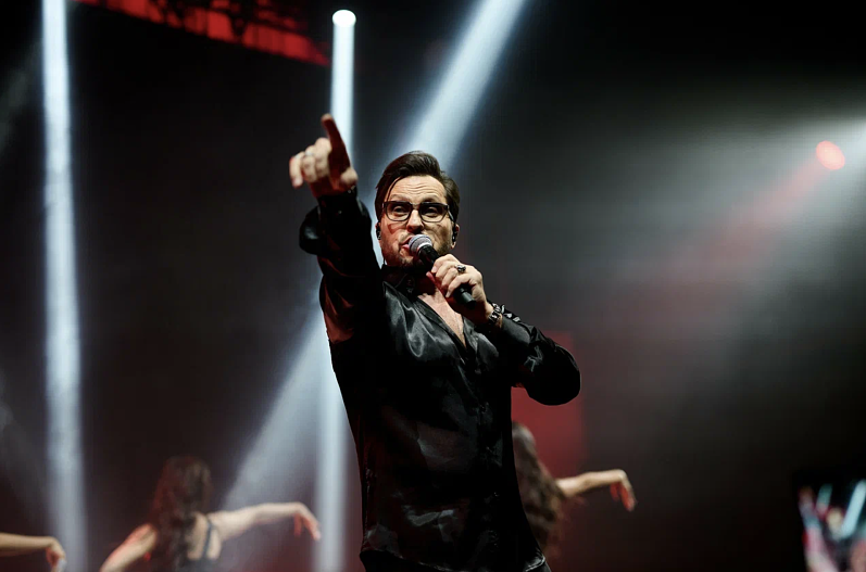 Артур Пирожков