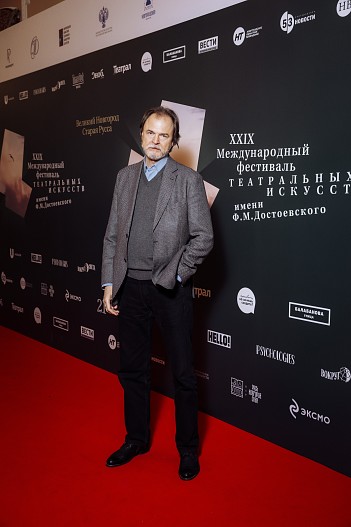 Антон Яковлев