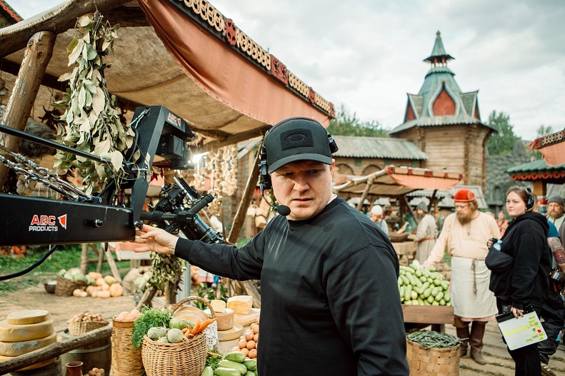 Антон Маслов