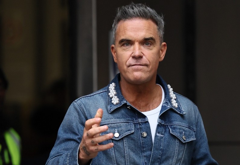 «Становится только хуже»: Робби Уильямс может ослепнуть из-за препаратов для похудения