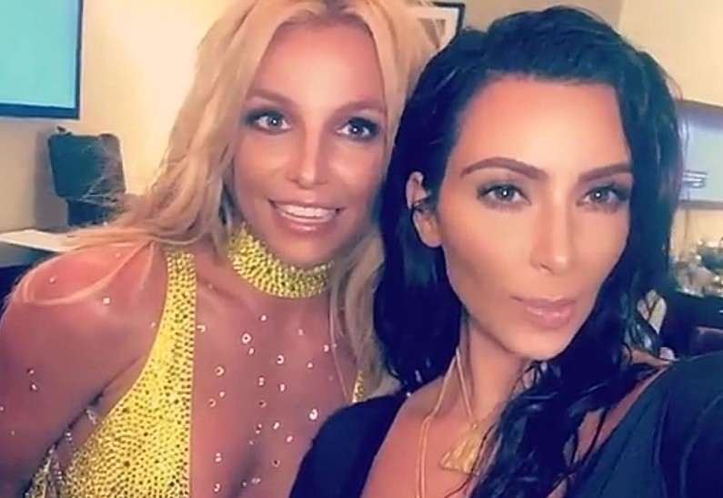 Семейное событие или пиар? В Сети обсуждают встречу Бритни Спирс и Ким Кардашьян