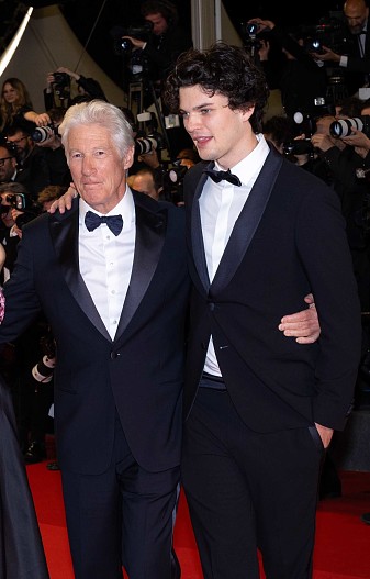 Ричард Гир с сыном Гомером