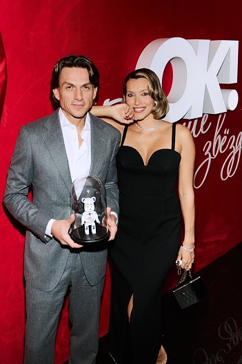 Влад Топалов и Регина Тодоренко (платье Givenchy, украшения Mercury)