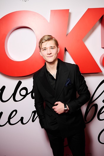 Олег Савостюк