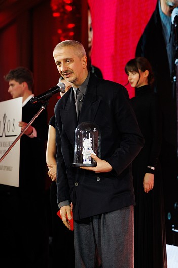 Константин Богомолов