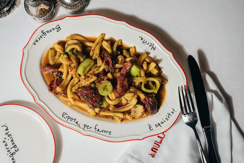 Казаречче с козленком и артишоками