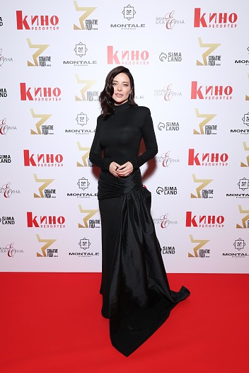 Марина Александрова