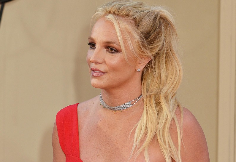 Бритни Спирс скрывается от своих друзей и семьи