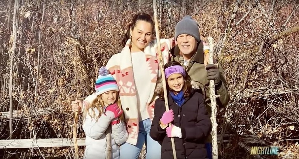 Эмма Хеминг и Брюс Уиллис с дочерями