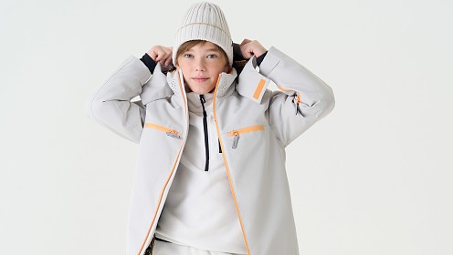 Секрет идеальной зимней прогулки: как одеть ребенка, чтобы он не замерз и не вспотел? Советы эксперта