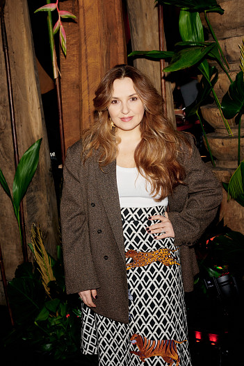 Катя Добрякова