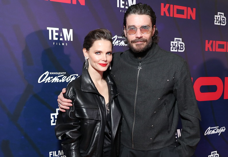 Елизавета Боярская, Максим Матвеев, Сергей Гилёв, Даниил Страхов на премьере сериала «Тоннель»