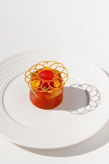 Заливное из южных томатов и раков