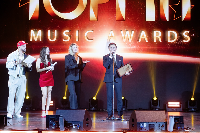 ST, Настя Негода, Диана Синицына и Сергей Ревтов