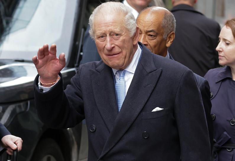 Король Карл III рискует вызвать гнев своих соседей