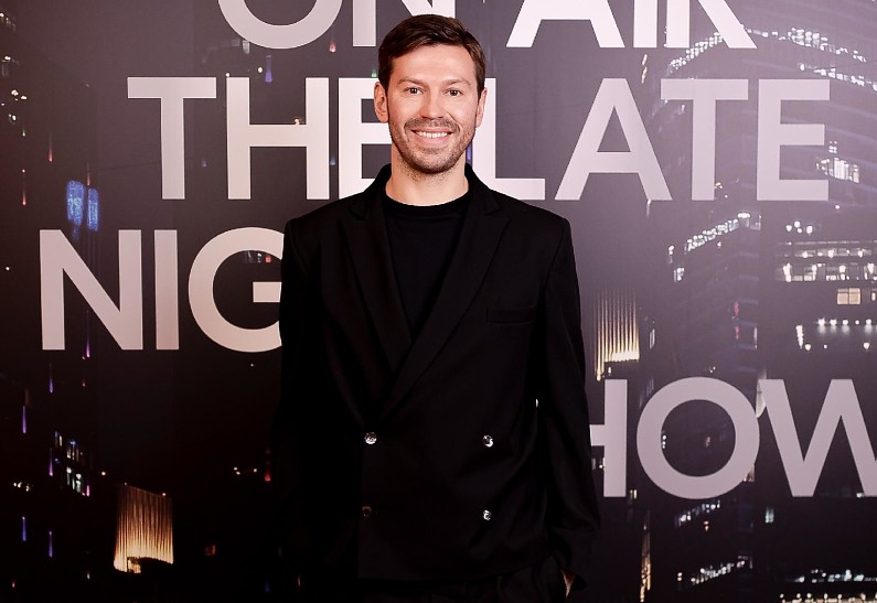 Фёдор Смолов, Елена Летучая, Александр Цыпкин и другие наградили лучшие управляющие компании