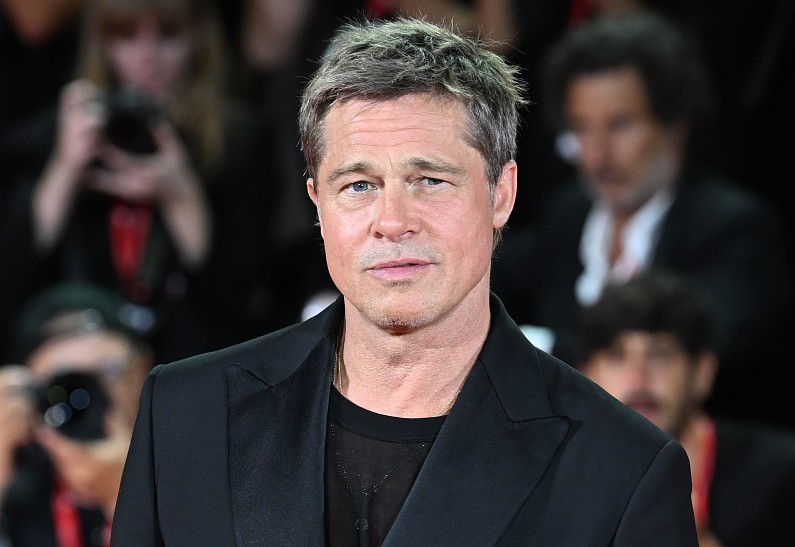 Пенсионерка из Швейцарии потеряла более 9 млн рублей из-за фейкового Брэда Питта