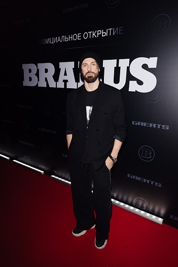 Артем Иванов