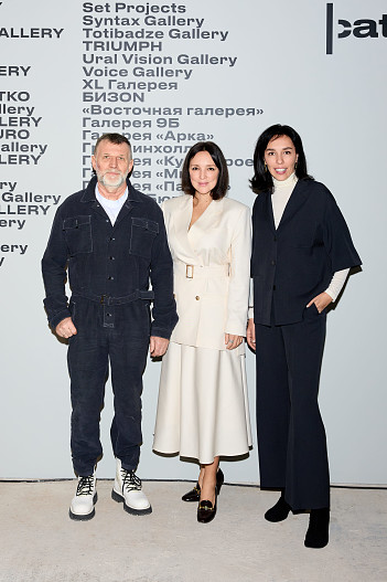 Александр Шаров, Алина Крюкова и Софья Троценко