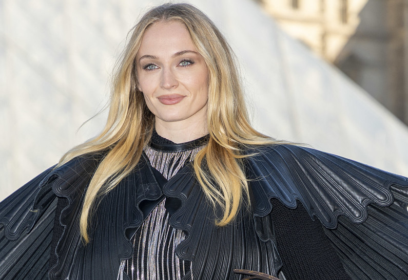 Крис Мартин и Софи Тернер подогревают слухи о романе